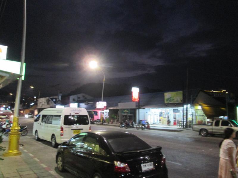 The Son Patong Beach Dış mekan fotoğraf